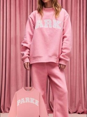 New PARKE Pink Crewneck Sweatshirt Blush plus Hair clip and zipper case